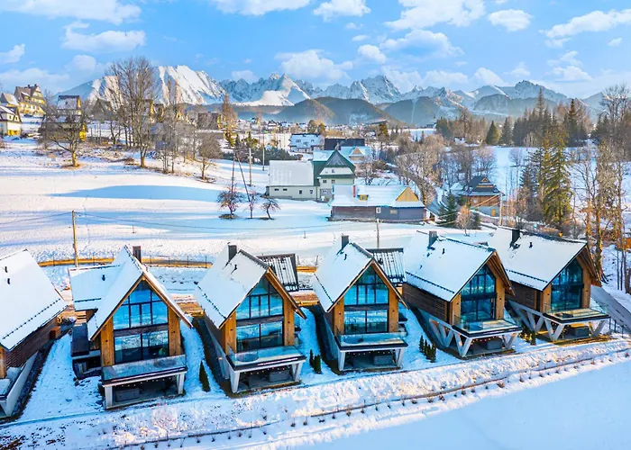 Crystal Pine Luxury Villas With Jacuzzi, Sauna & Spa By Bqqk